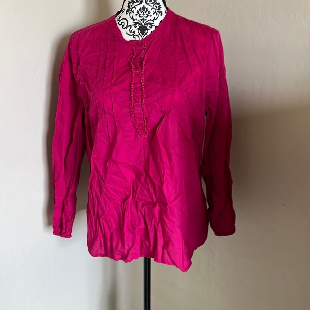 Old‎ navy top